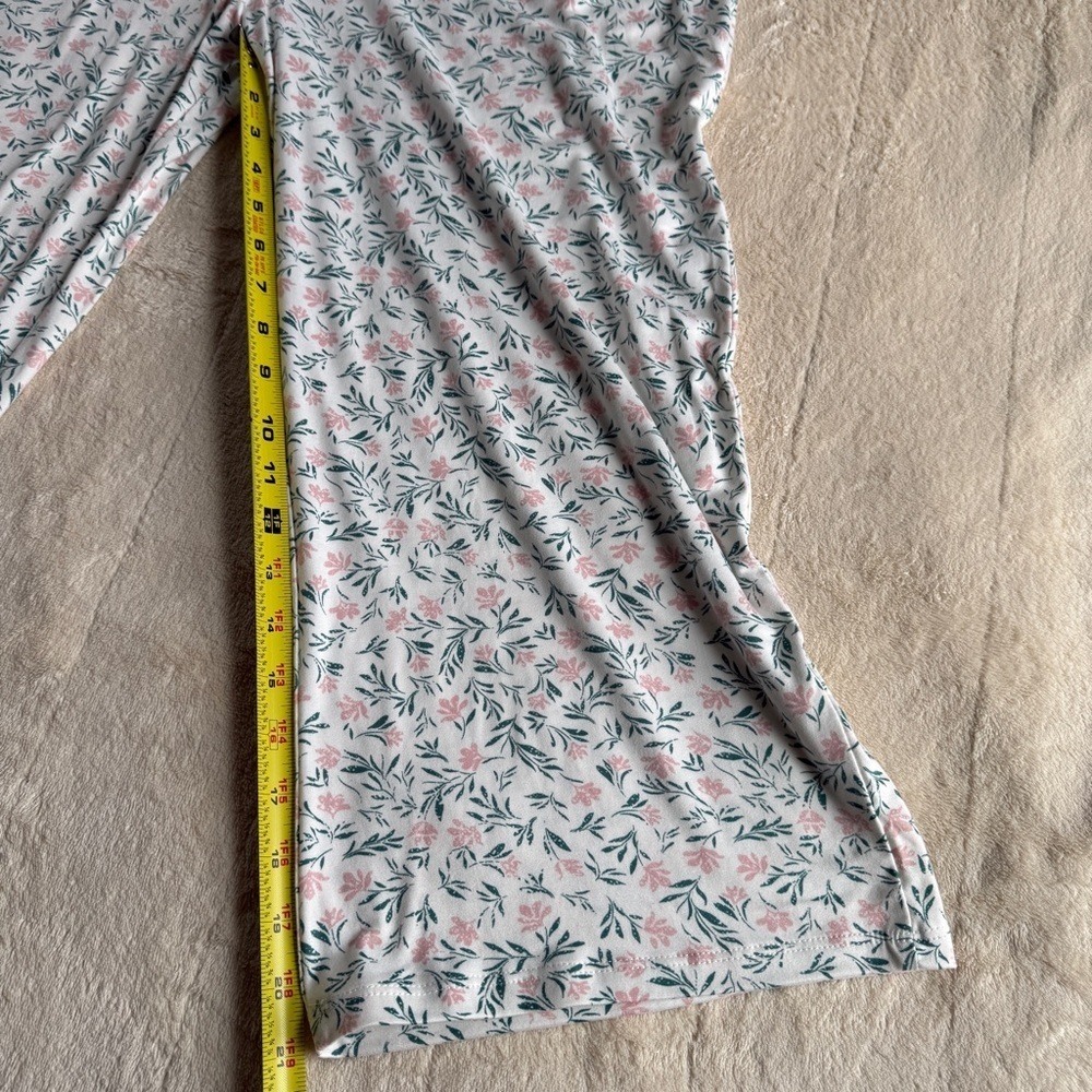 New Directions Floral Pajama Pants with Pink Accents Size L - Picture 9 of 10